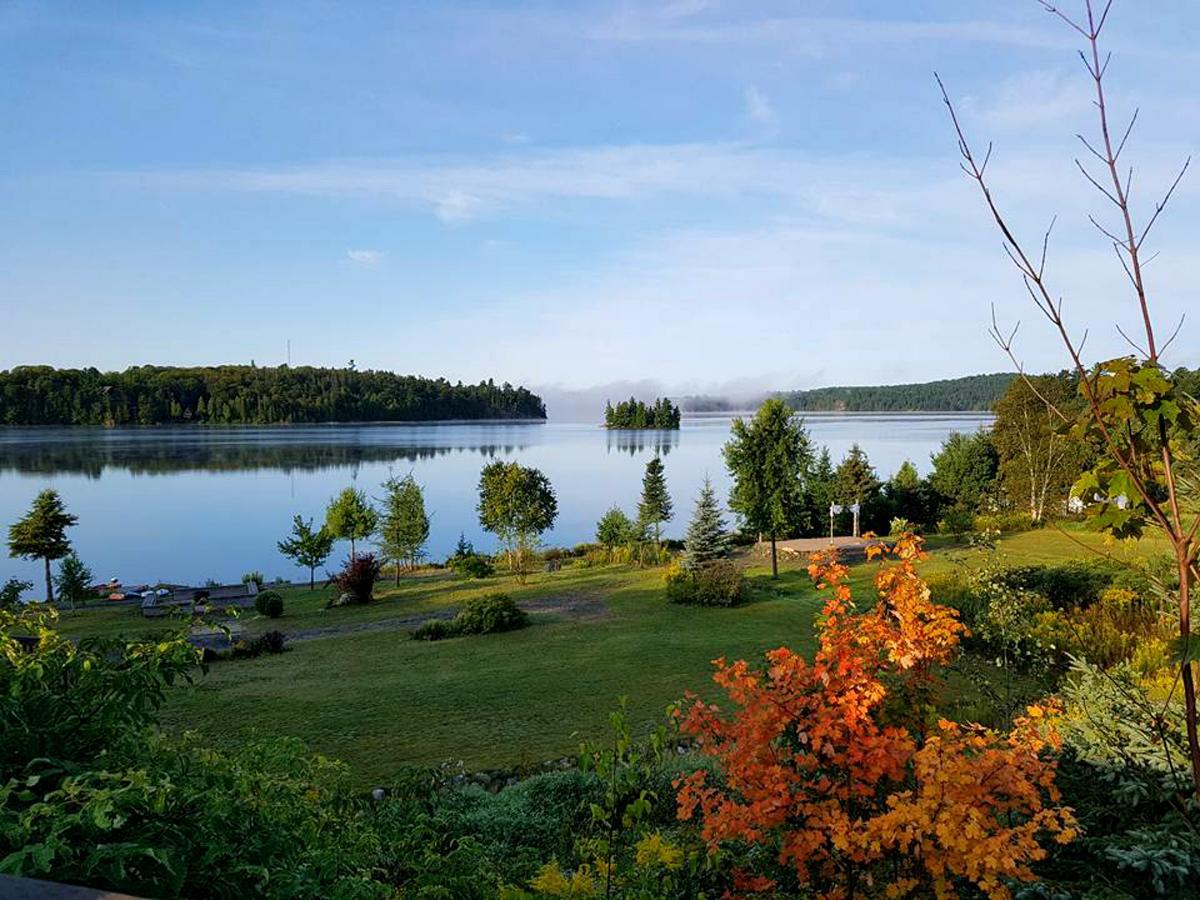 Dunlop Lake Lodge Elliot Lake Exterior photo